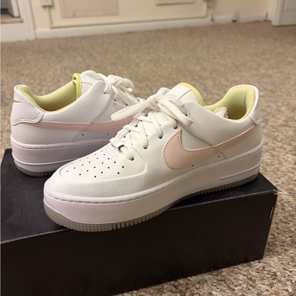 Nike White and Light Pink AF1 Sneakers - Picture 4 of 6